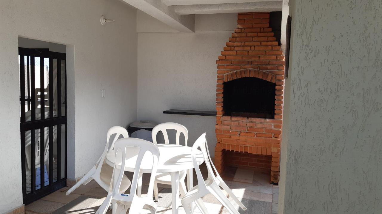 500M Da Praia, Predio Cm Piscina, 1Garagem, Wi-Fi 300 Mbps, Centro De Guaruja, Proximo A Praia E Comercio, Horarios Check-In E Check-Out Flexiveis, Churrasqueira, Kültér fotó