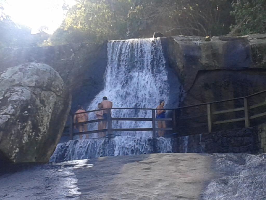 500M Da Praia, Predio Cm Piscina, 1Garagem, Wi-Fi 300 Mbps, Centro De Guaruja, Proximo A Praia E Comercio, Horarios Check-In E Check-Out Flexiveis, Churrasqueira, Kültér fotó